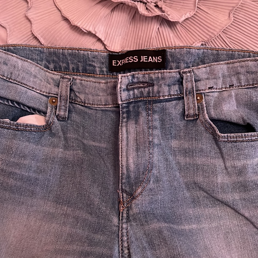 Express Jeans - Picture 3 of 5